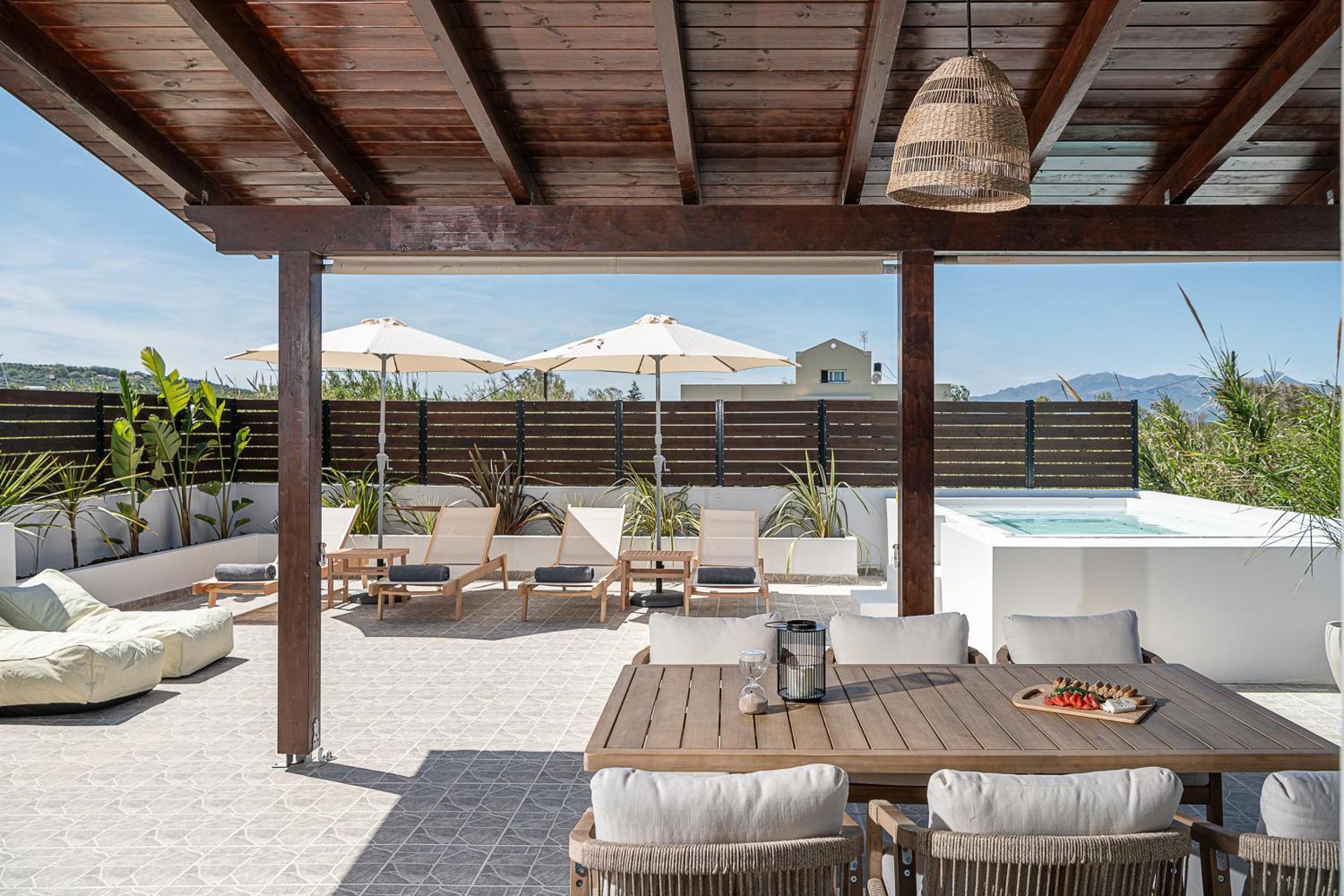 Sol Luxury Apartment - Close To The Beach With A Private Mini Pool Chania  Exterior photo